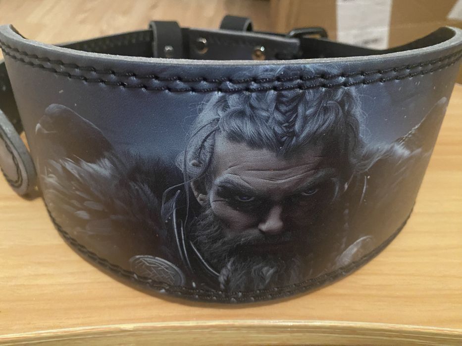 Пояс для тяжелой атлетики и фитнеса