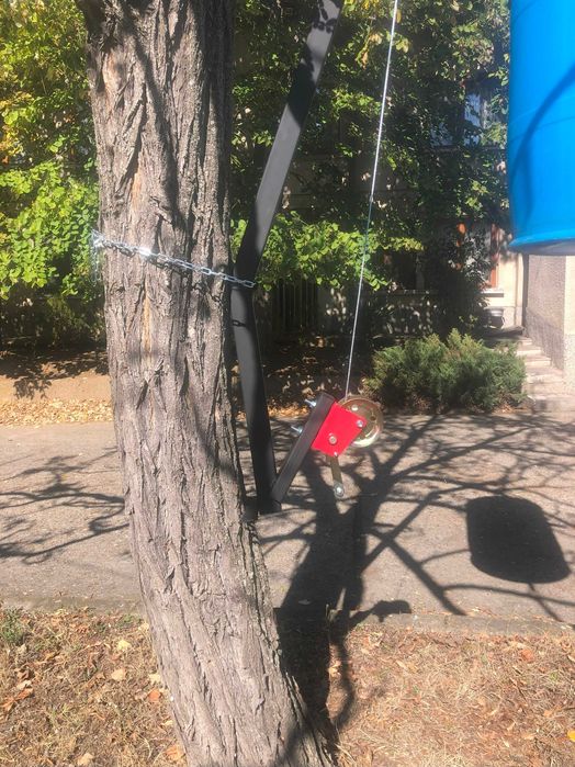 Стойка за автоматична хранилка за диви животни