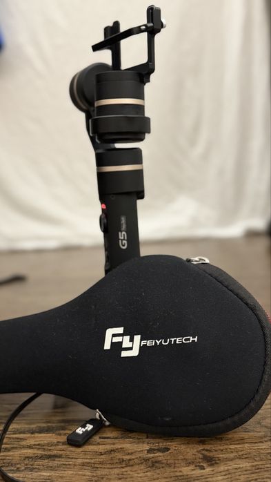 Gimbal / stabilizator video