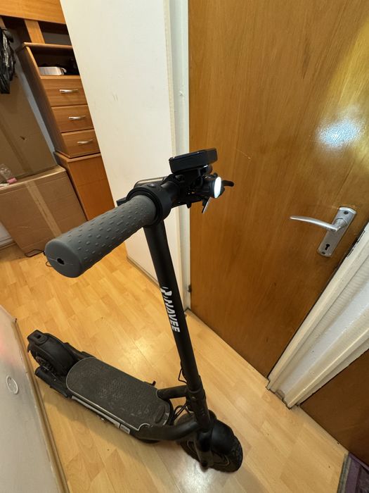 Trotineta Electrica Navee N65, 25km/h. Autonomie 65km