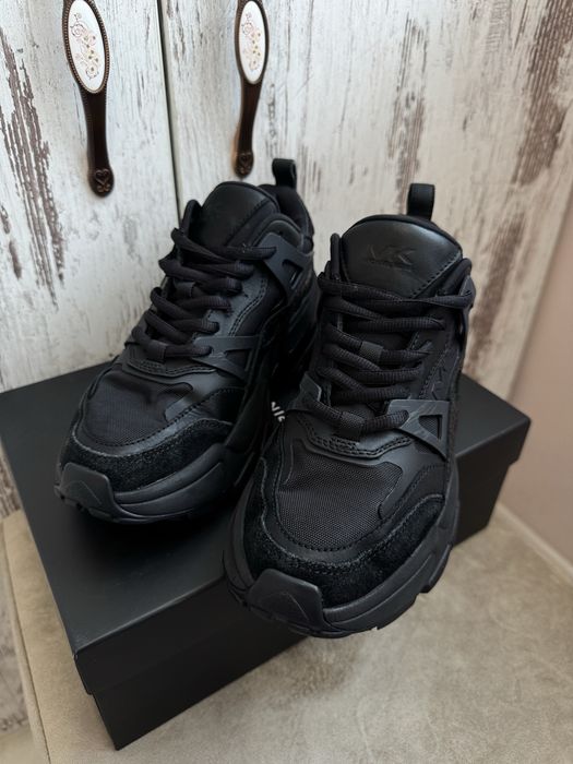 Michael Kors маратонки