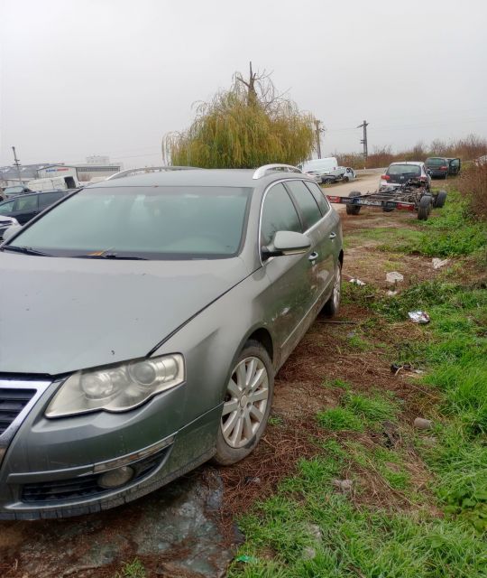 Planetara dreapta Volkswagen VW Passat B6