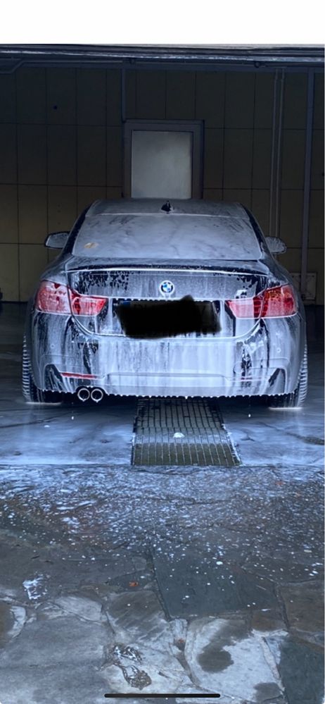 Vand eleron BMW f32 Carbon Look