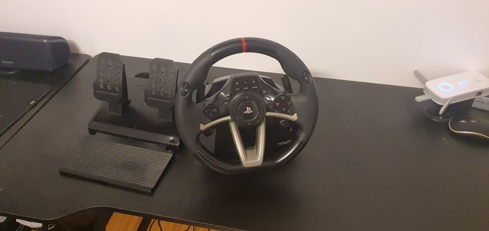 Volan Hori Apex racing wheel -compatabil cu playstation & PC