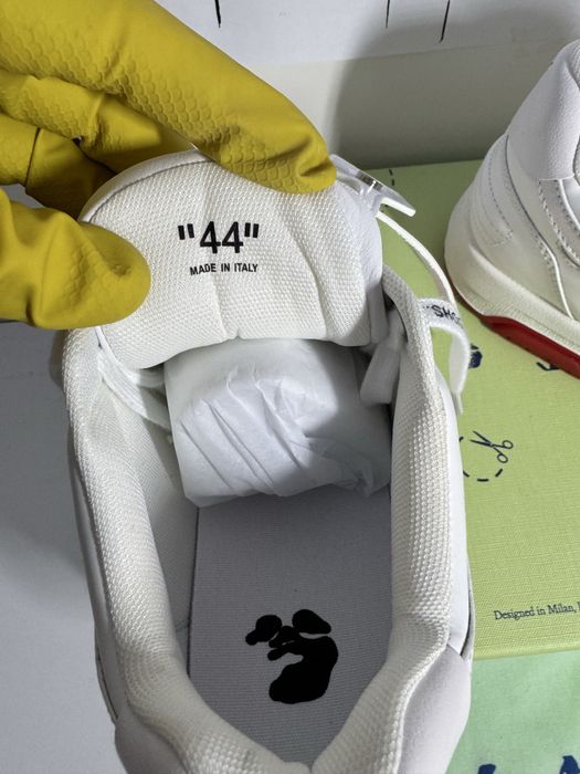 Adidasi sneakers off white ‘’for walking’’ red shoes