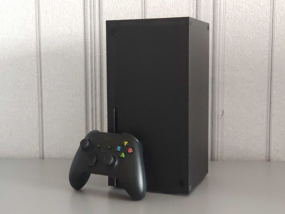 Продам XBOX Series X на 1 Tb
