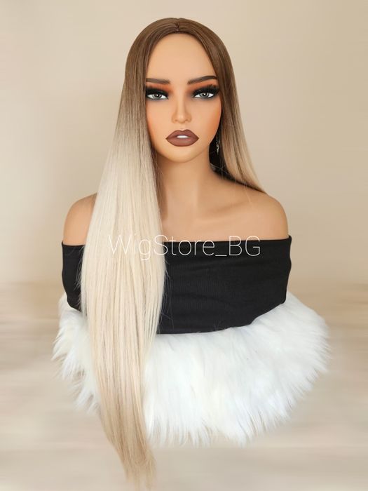 Дълга права руса перука без бретон