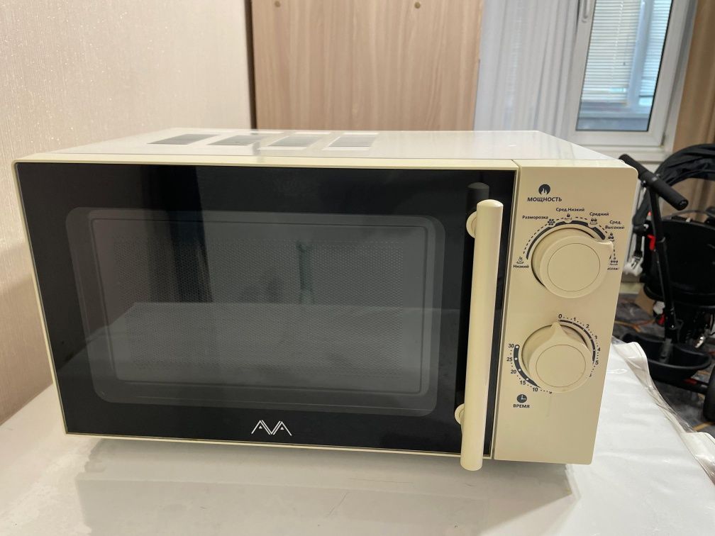Продается микроволновая печь Awa