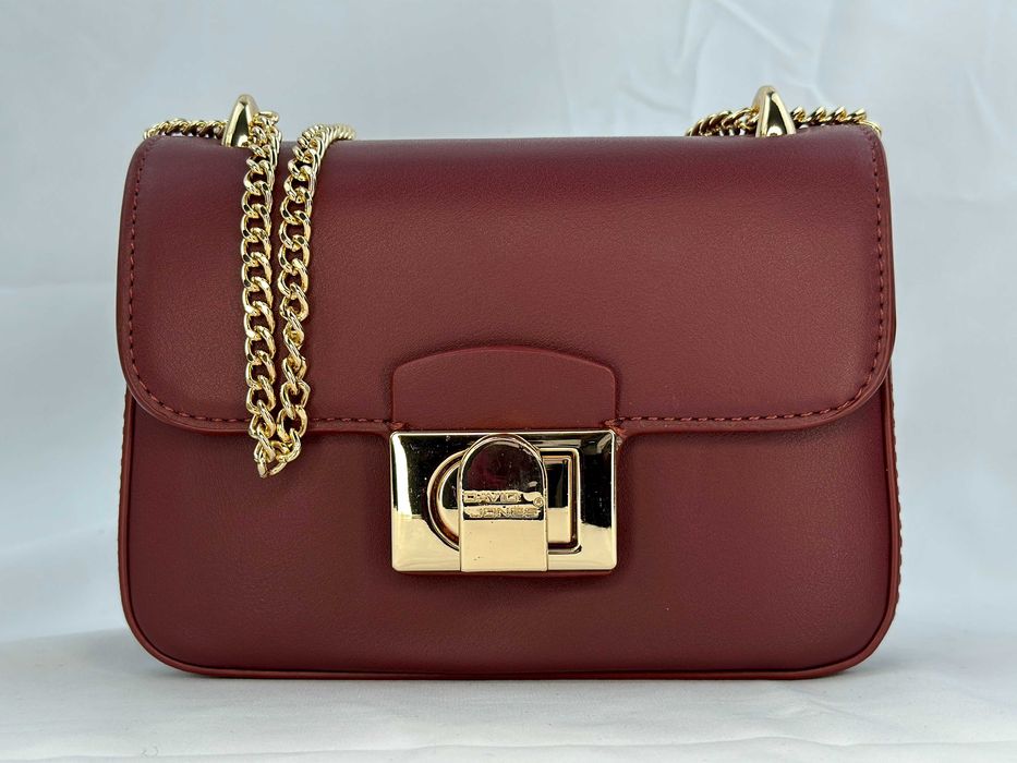 Оригинални чанти - David Jones