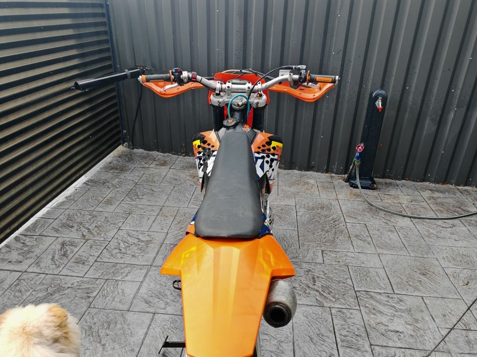 Vând ktm exc 200 an 2009