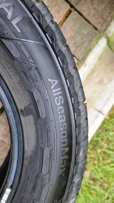 Anvelope allseason 195 70 R 15 C Uniroyal 2022