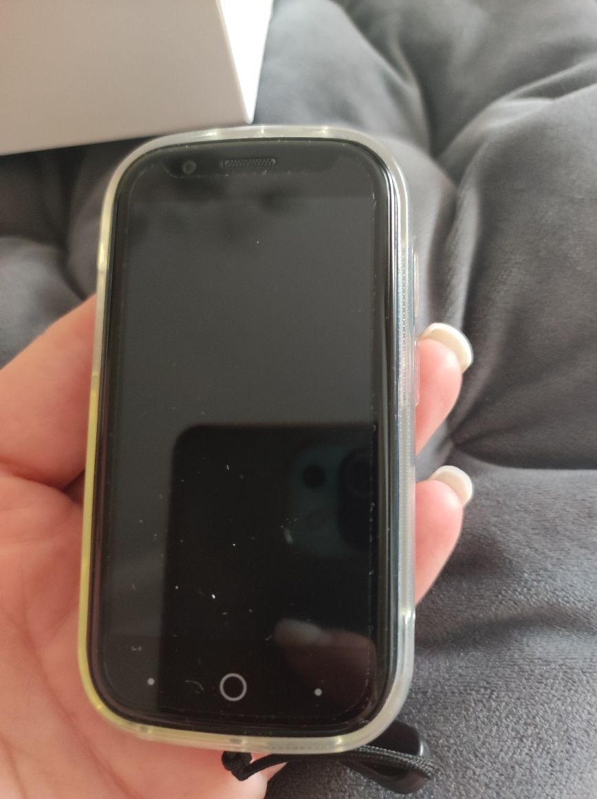 Jelly2 telefon mobil
