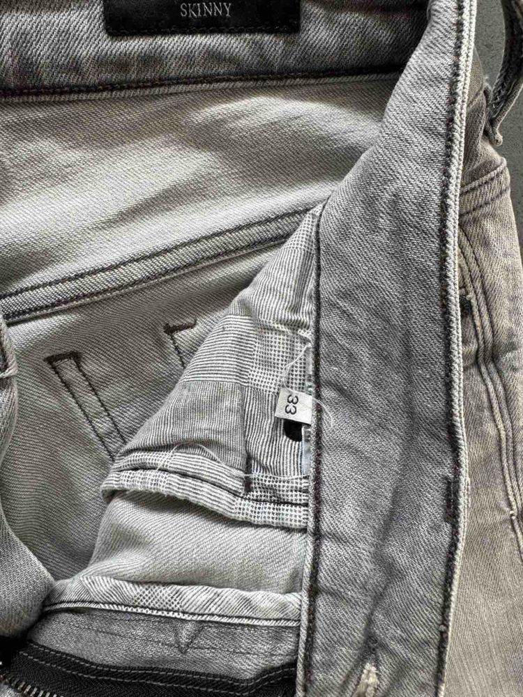 Мъжки дънки Guess