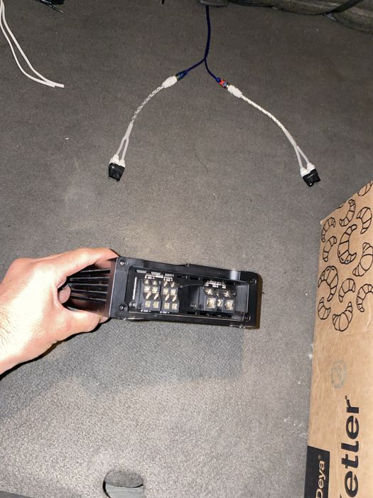 usilitel deav bonce. 4 kanal