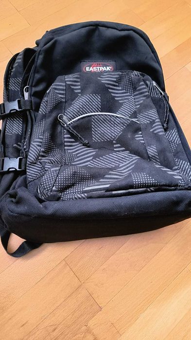 Vant rucsac Eastpak