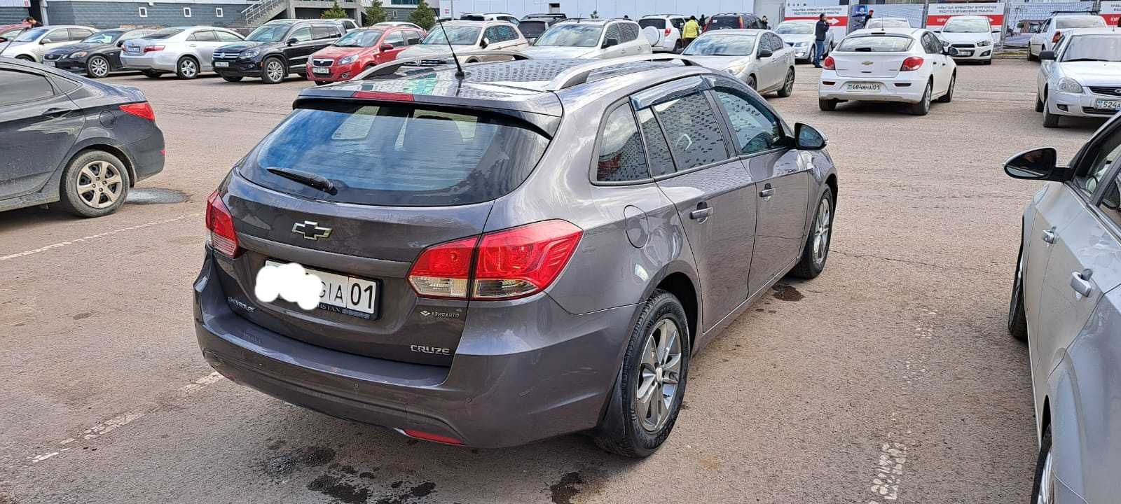 Продам машину CHEVROLET CRUZ