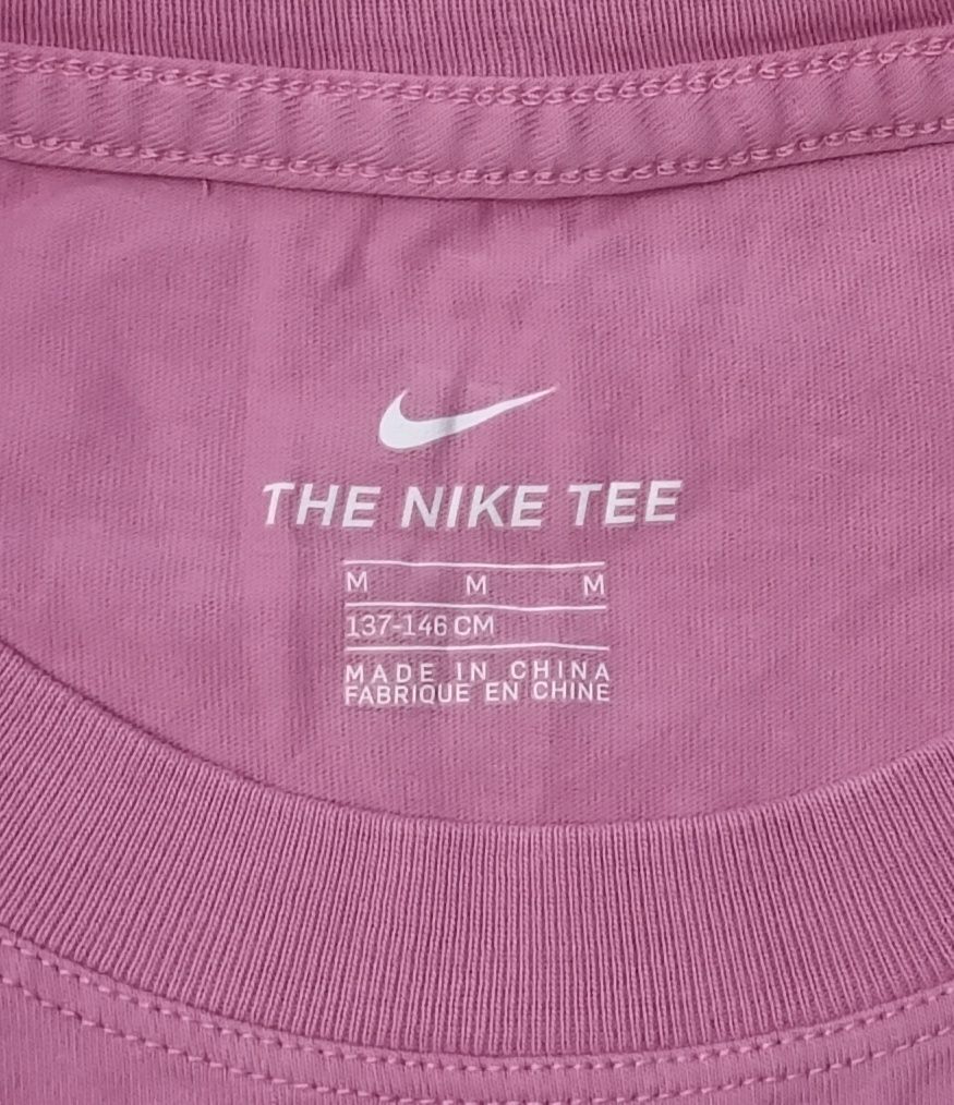 Nike Sportswear Tee оригинална тениска ръст 137-146см Найк фланелка