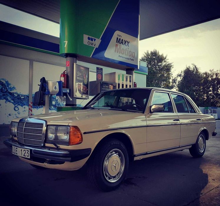 Mercedes Benz E230 1985