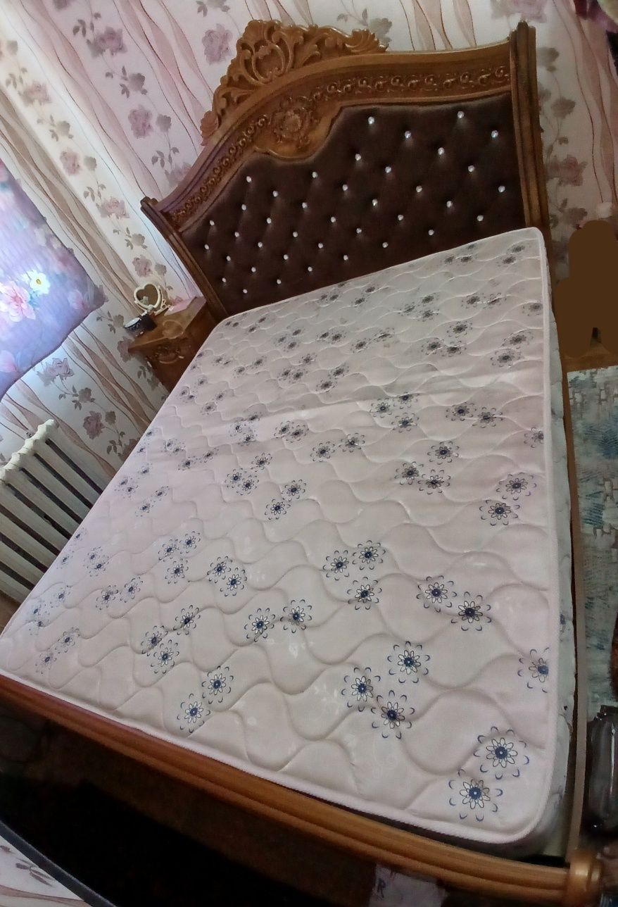 2 kishilik mebel srochno sotiladi