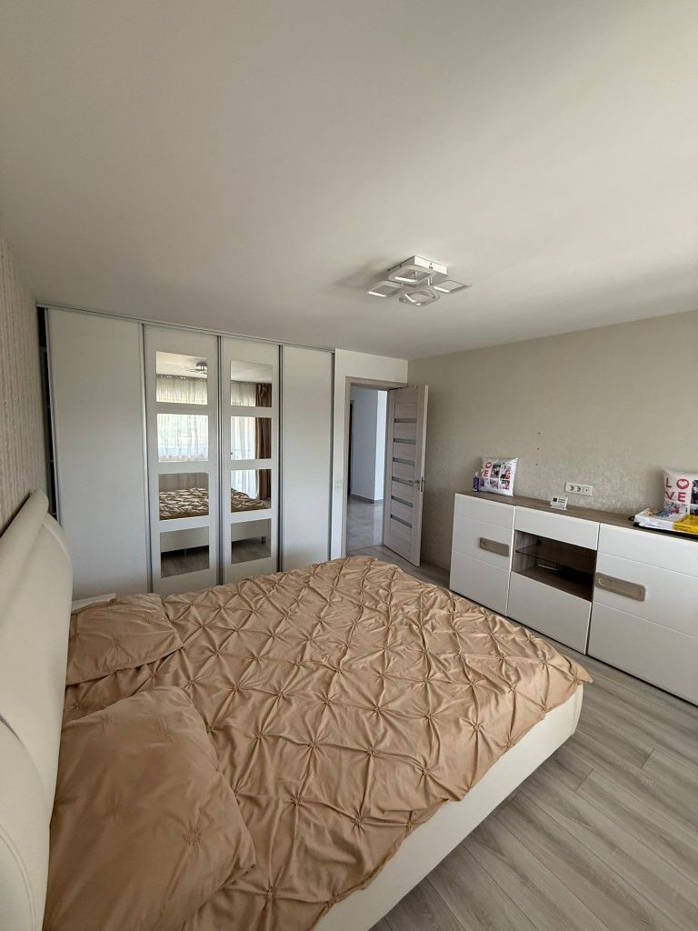 Casă P+1 Bariera Valcii