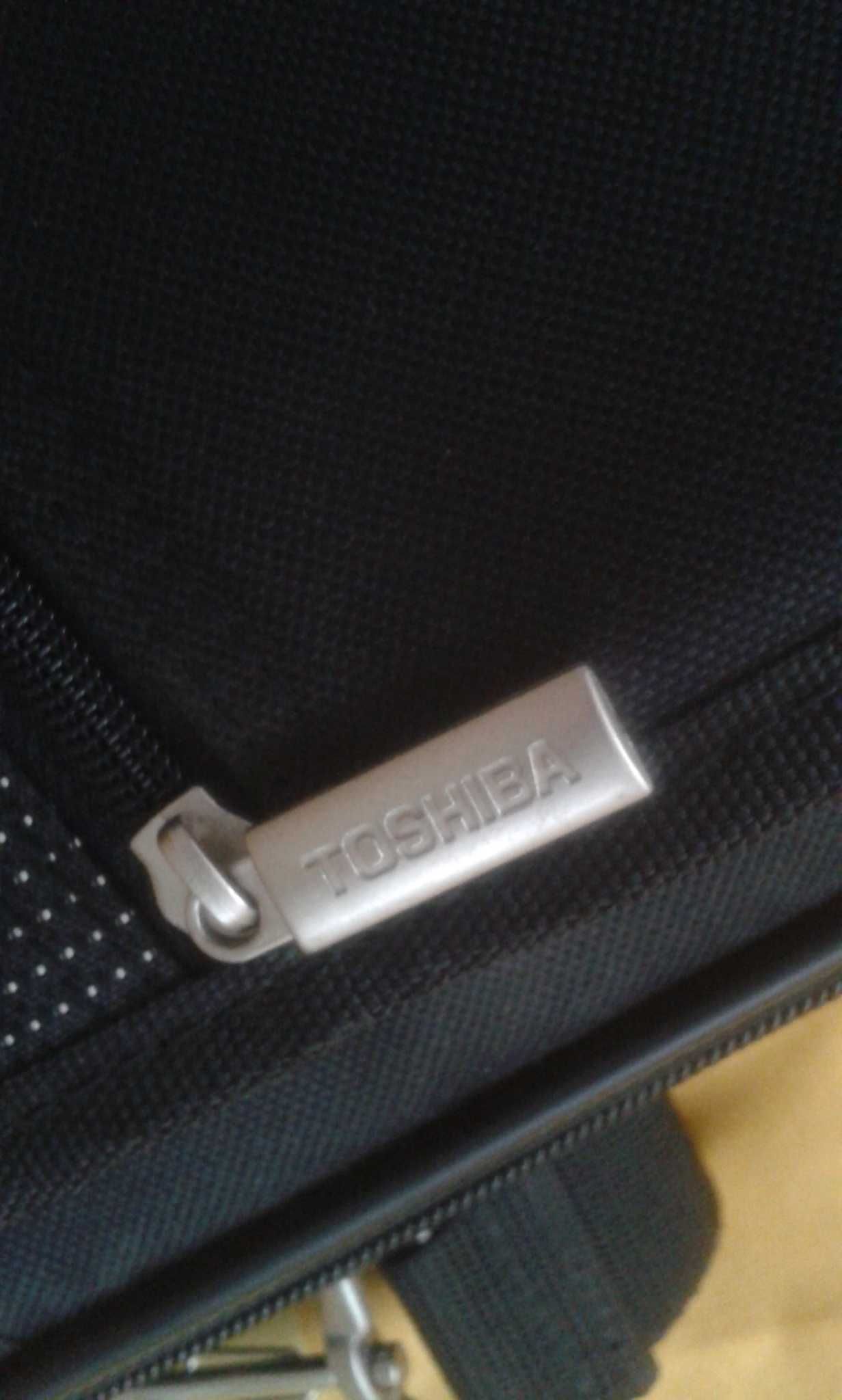 Оригинална лаптоп чанта "Toshiba"