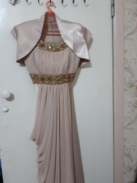 Платье   44-46 размер  для торжеств производство Турция