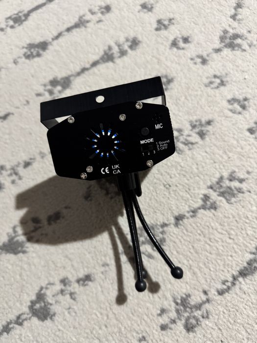 Proiector laser pt interior cu senzor de sunet, joc de lumini