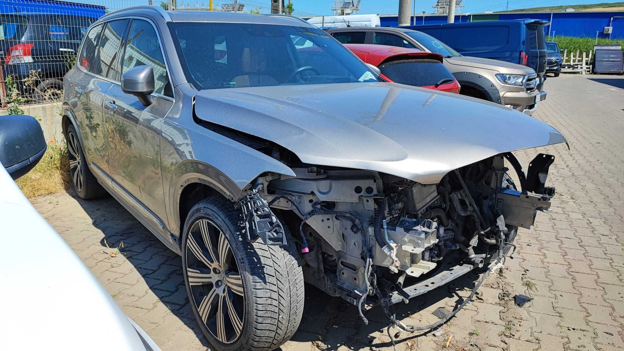 VOLVO XC90 HIBRID (diesel + electric)