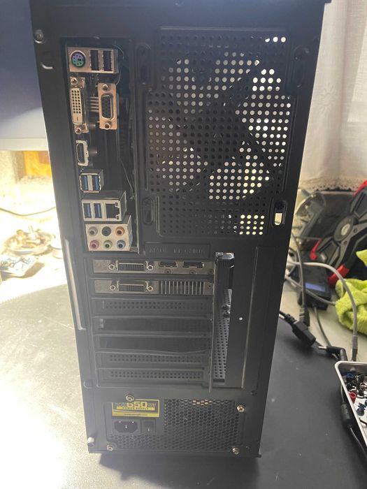 Unitate PC Gaming i7-4770 GTX 780 3GB 12GB RAM 500GB SSD + 2TB HDD RGB