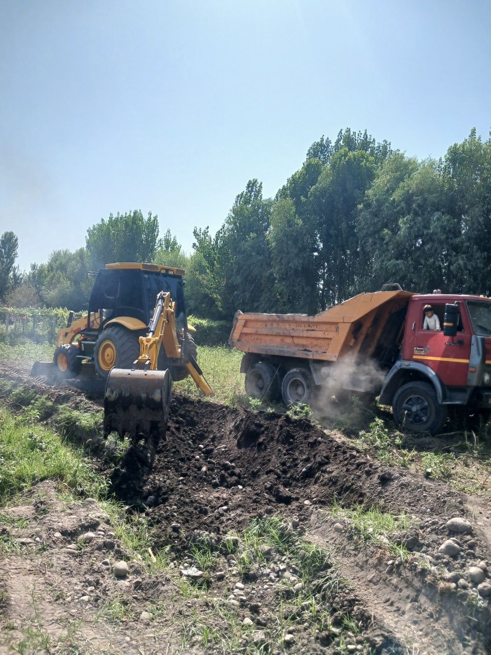 Ekskavator sotiladi