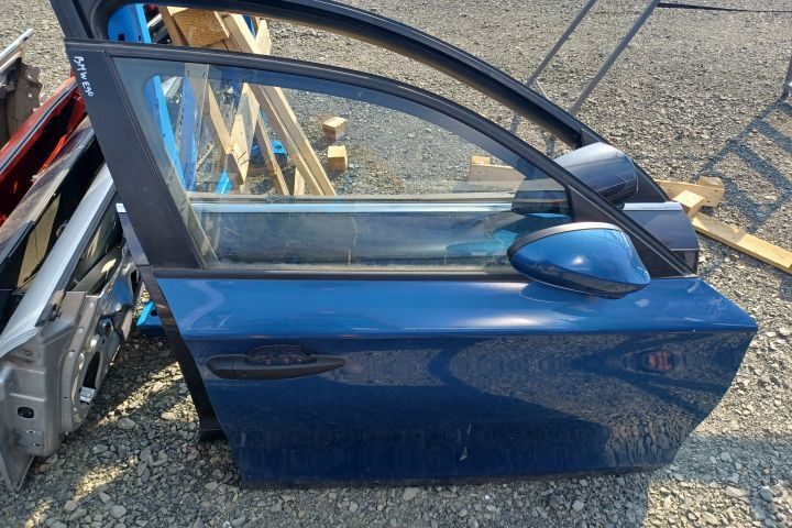 Usa / Portiera fata dreapta BMW Seria 3 E90 [2004 - 2010] Sedan 320i