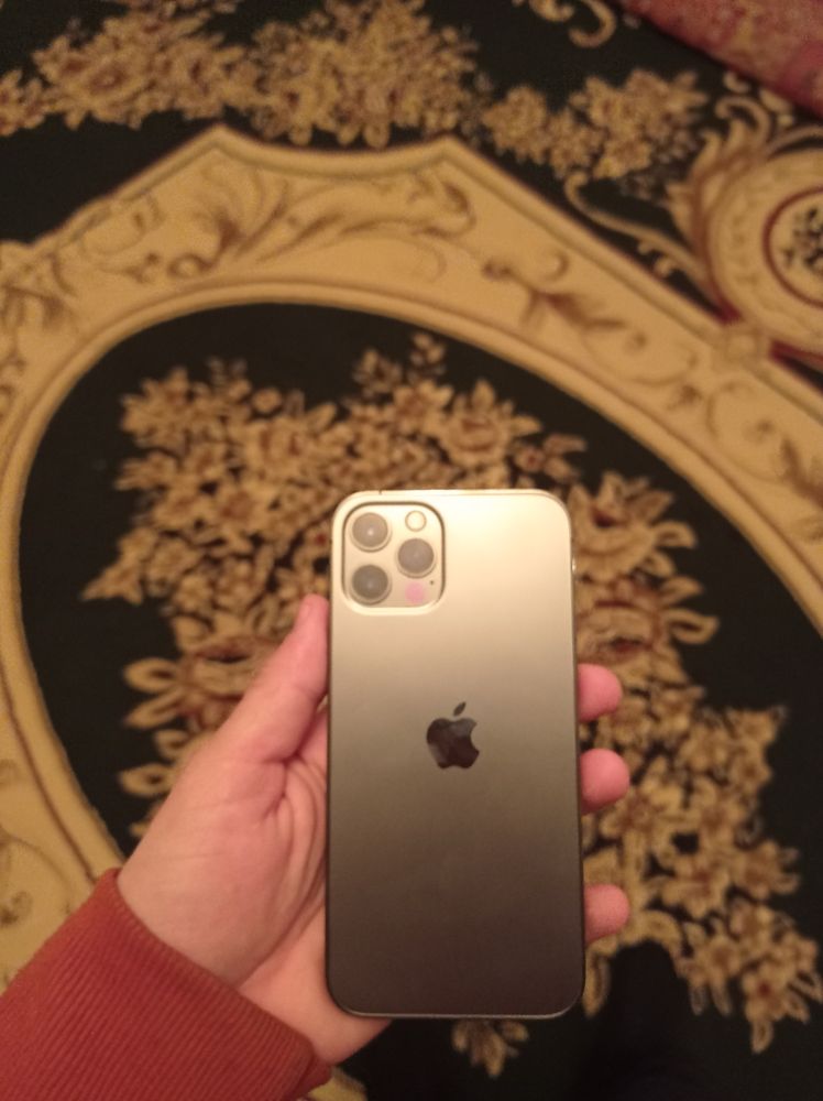 Iphone12 pro qora