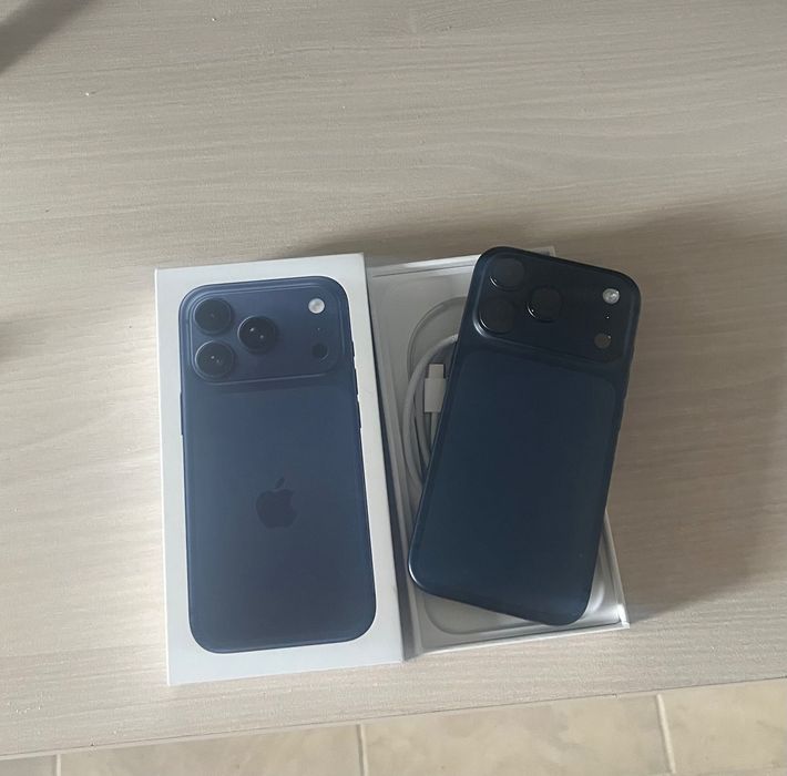iPhone 17 Pro Deep Blue.Чисто нов. Неизползван