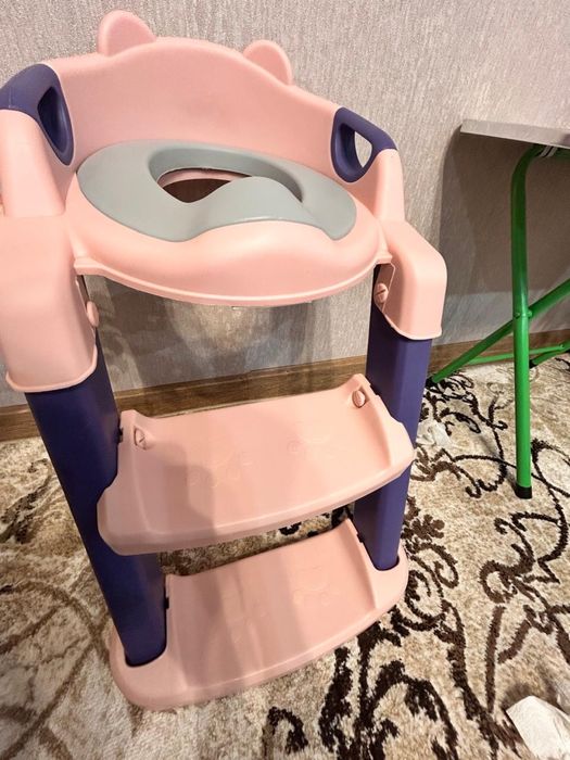 СРОЧНО продам сиденье на унитаз