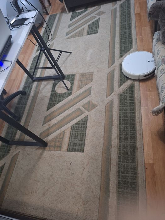 Ковер натуральный в хорошем состоянии