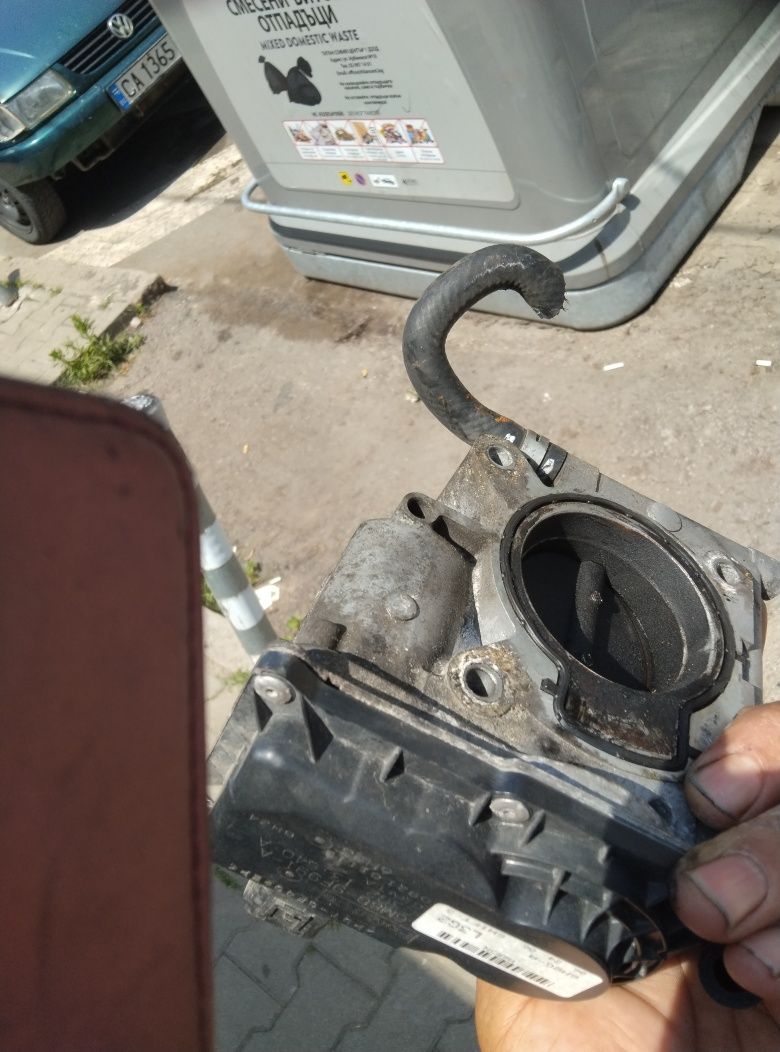 Дружба клапа за mitsubishi colt 2005 година