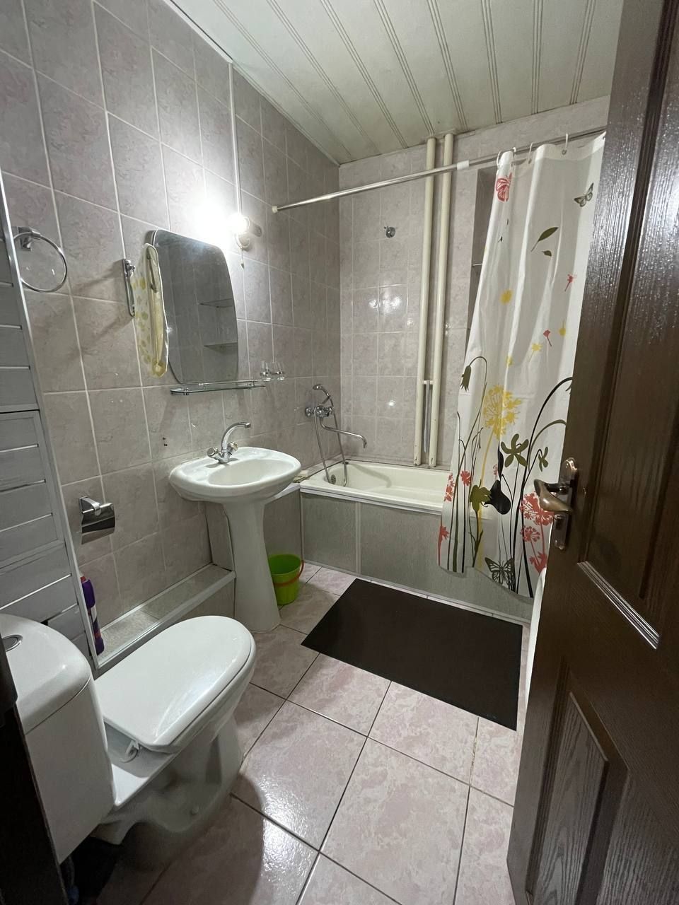 ЦУМ.2-2-4. Квартира в центре, продаётся срочно