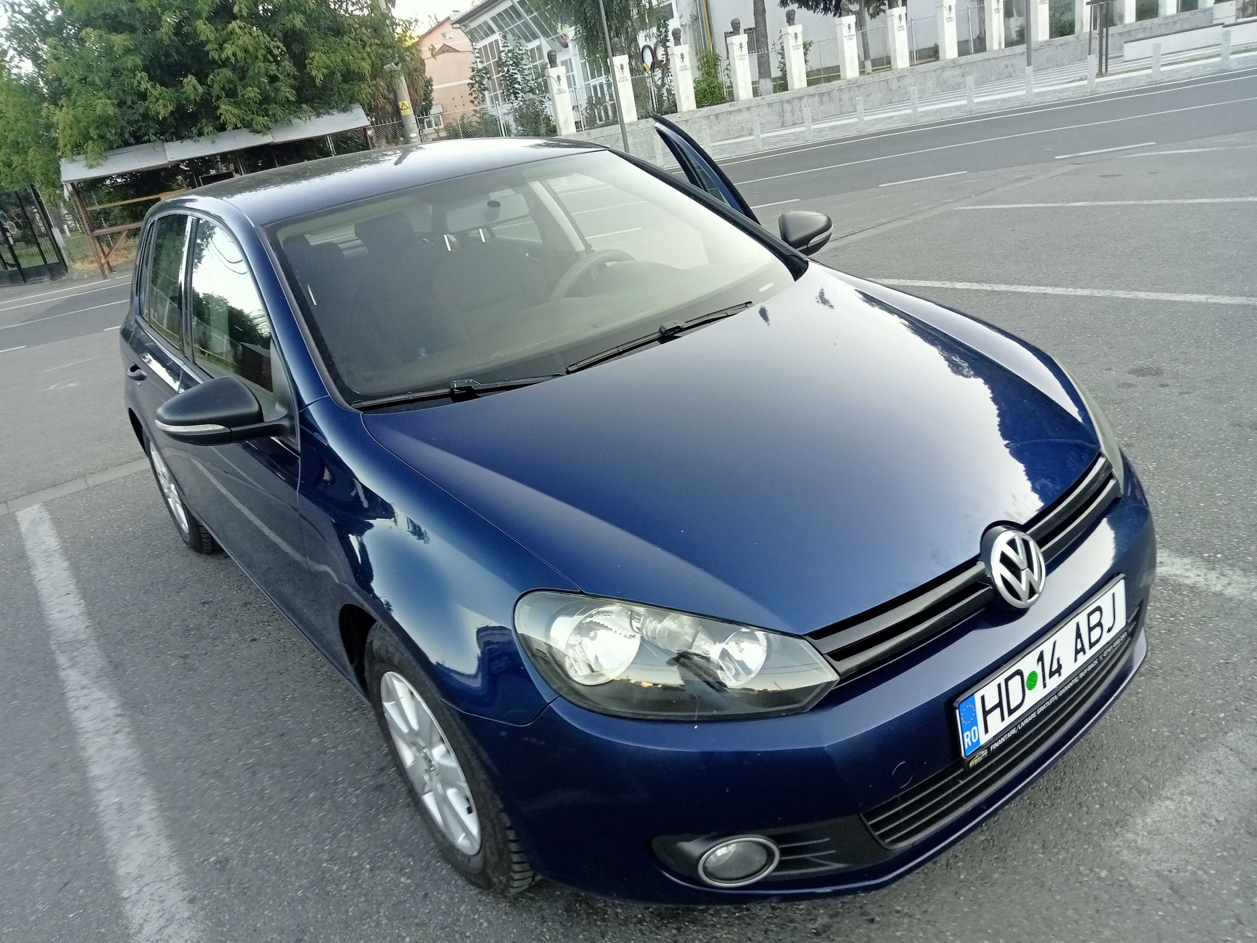 Golf 6 1,6 tdi ,105 cp.din 2012,241000km. DEVA.