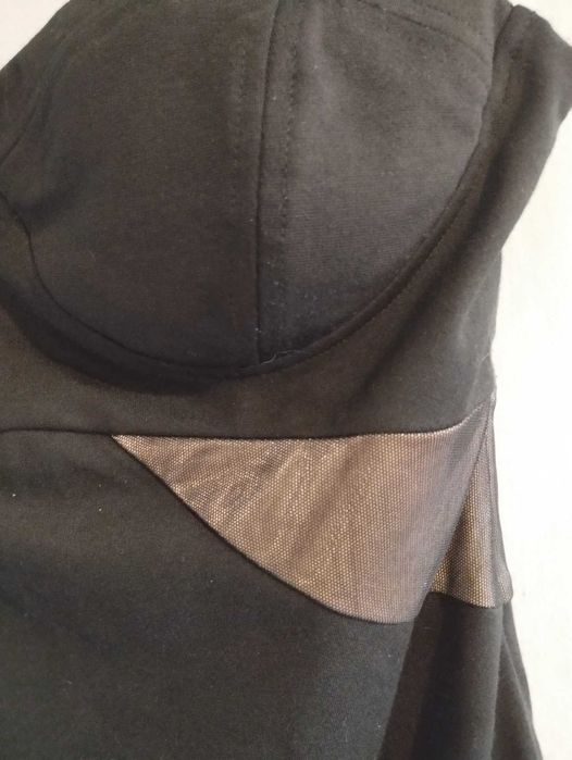 НОВА С ЕТИКЕТ Рокля KARDASHIAN Collection  размер L  черна