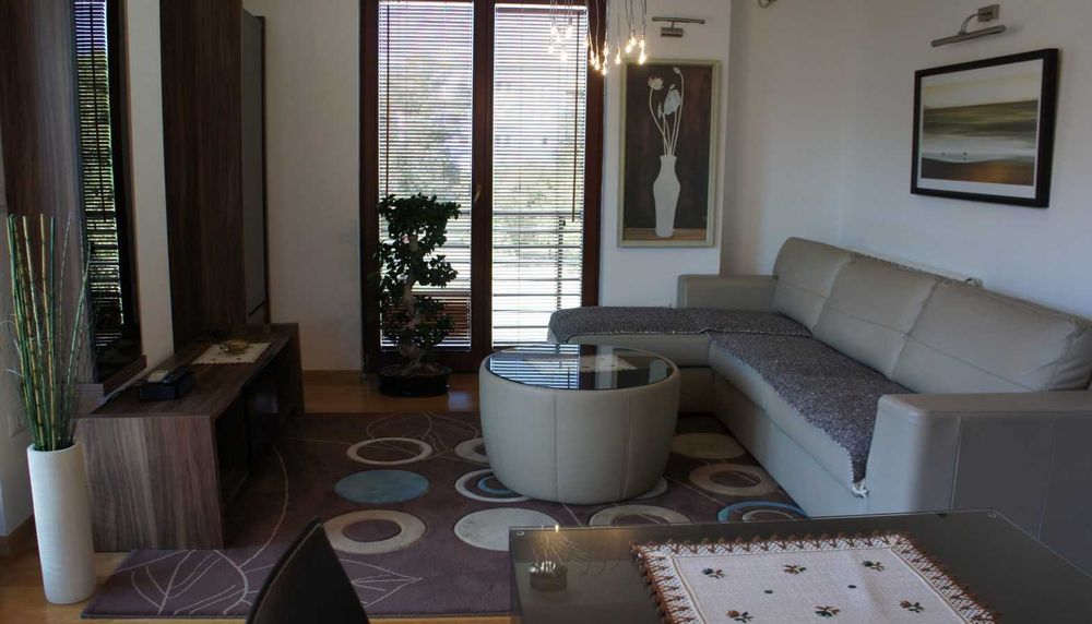 Дава се под наем Двустаен апартамент в Пловдив, Каменица 1 - 58 кв.м за 265 € - Снимка #1