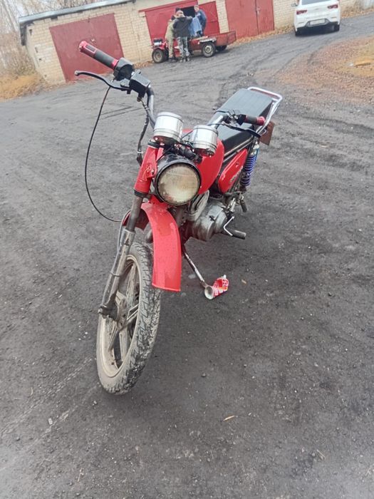 Мотоцикл минск у отличном состояние работает как сясы