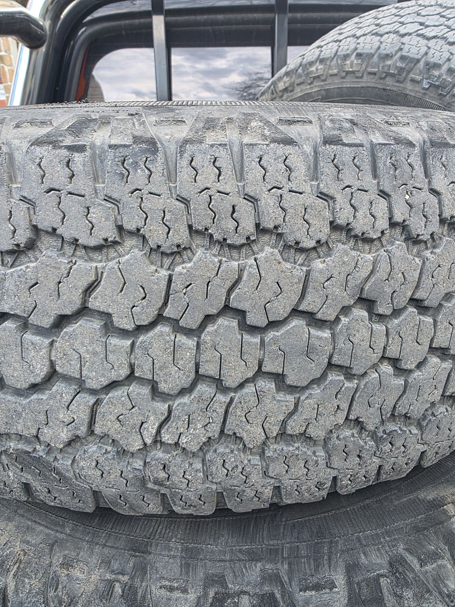 Гуми goodyear wrangler 245 70 16