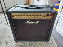Marshall jcm 900 4101 (an 1990 - 100w - 1x12" Celestion)