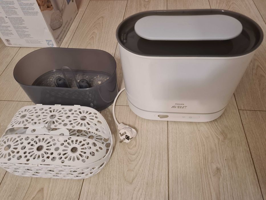 Sterilizator electric Philips-AVENT 4-IN-1