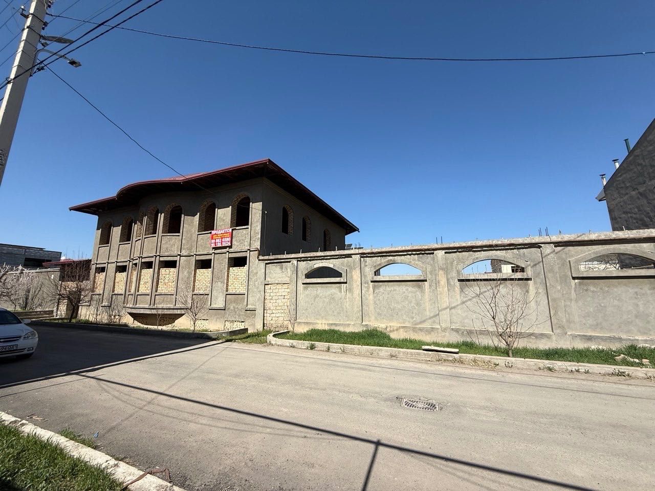 Тошкент шахар, Юнусобод тумани, Катта Хасанбойда уй ва ер сотилади.