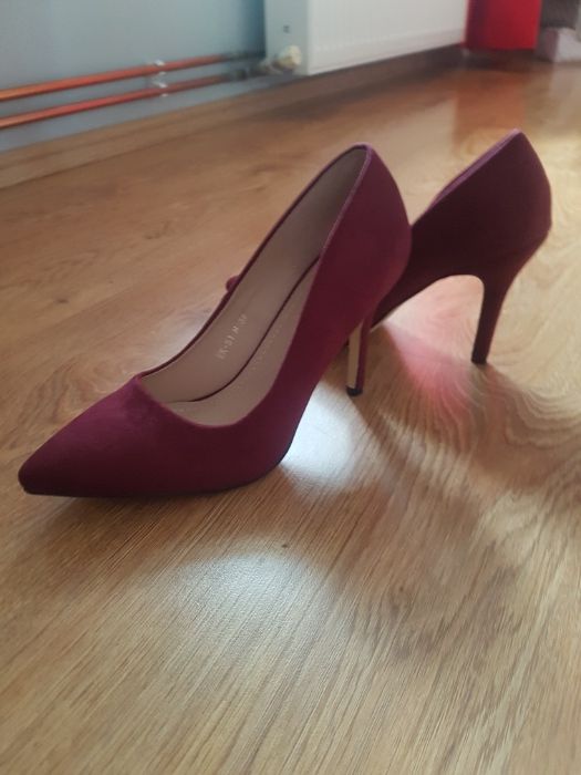 Pantofi marimea 37