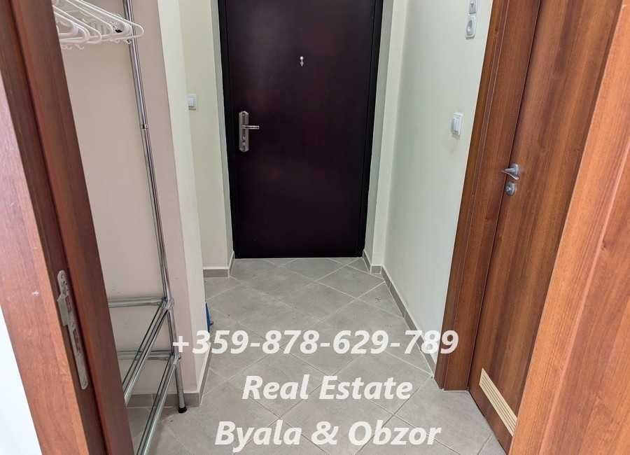 Продава се Едностаен апартамент в Обзор - 45 кв.м за 1045 €/кв.м - Снимка #1