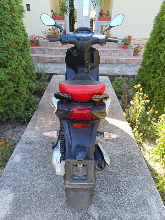 Scuter Aprilia Sr Motard