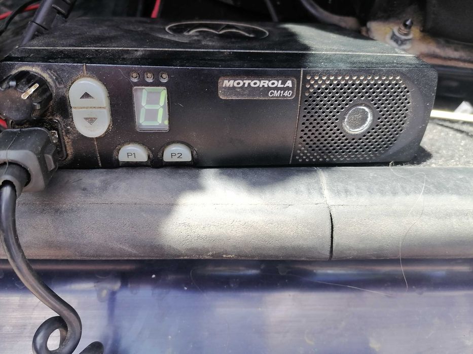 Statie taxi Motorola CM 140 cu antenă nouă