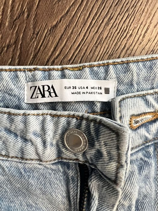 Дънки Zara.